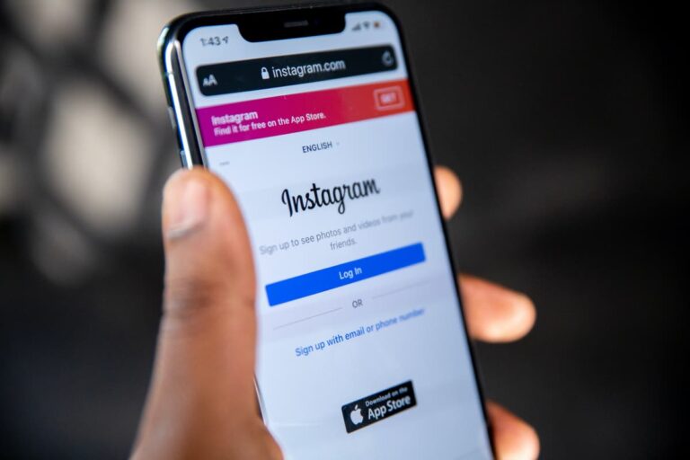 Filmovi za odrasle na Instagramu