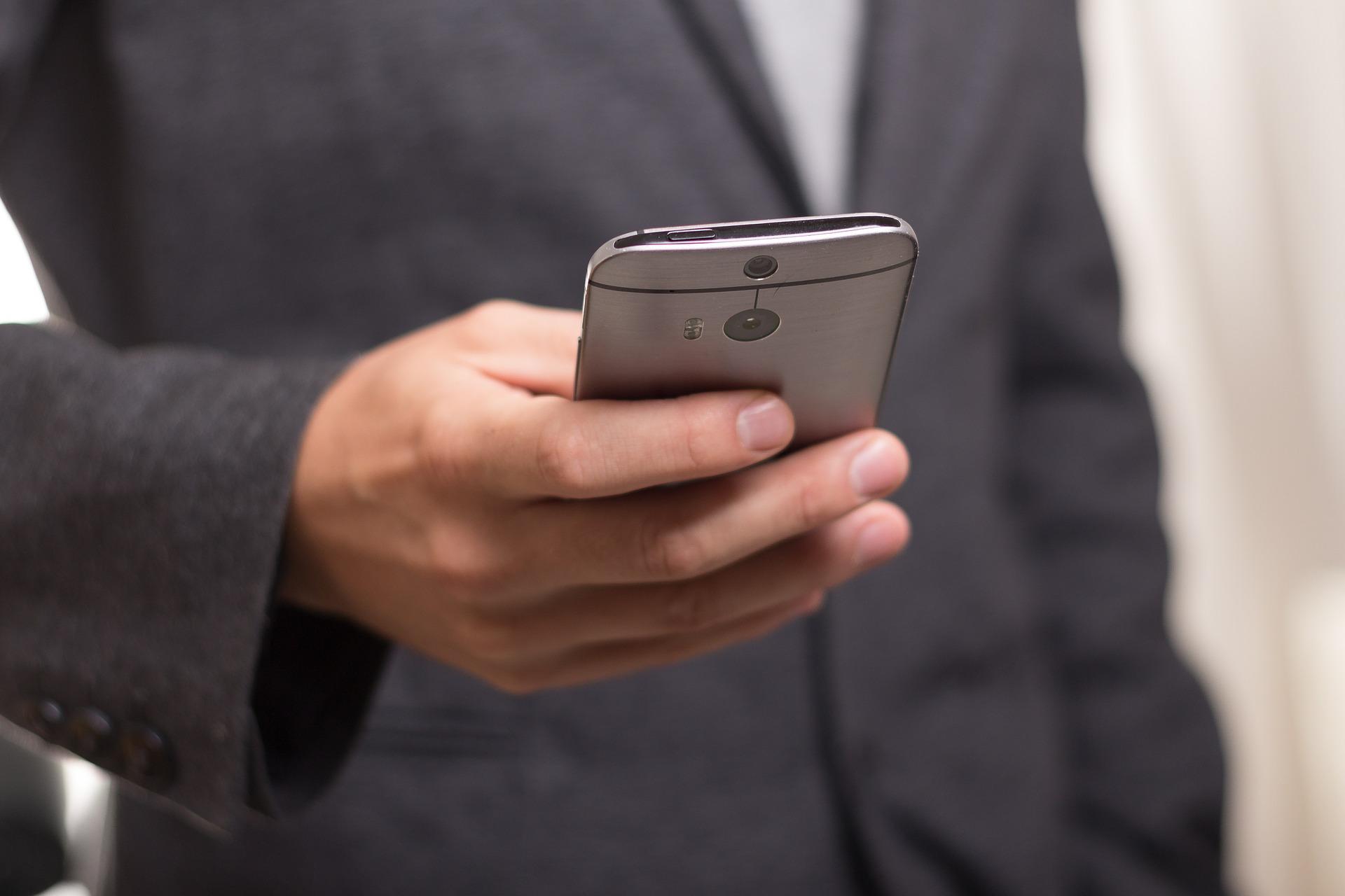 Najbolji mobiteli srednje Kako iskoristiti stari mobitel kao modem za internet klase imaju dobar omjer kvalitete , performansa i cijene