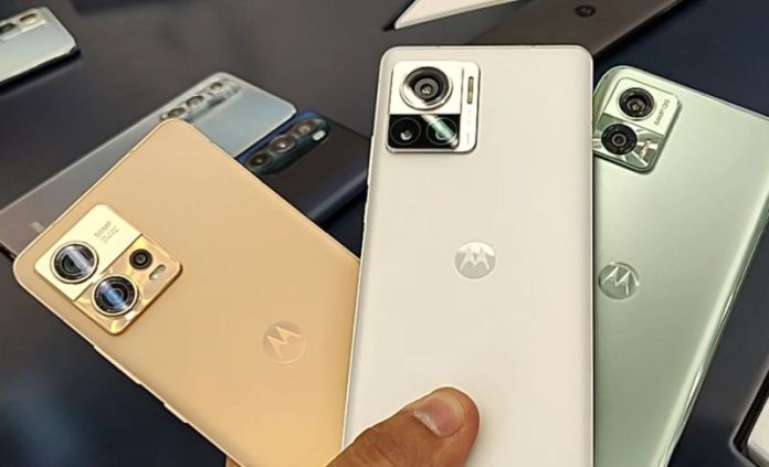 Motorola je predstavila svoje nove pametne telefone
