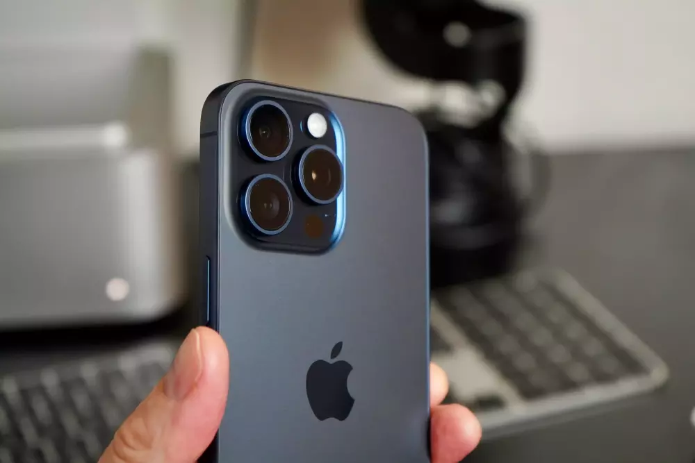 iPhone-15-pro-max pregrijavanje